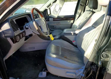 2004 Lincoln Aviator z USA, uszkodzony, nr VIN 5LMEU88H94ZJ02488